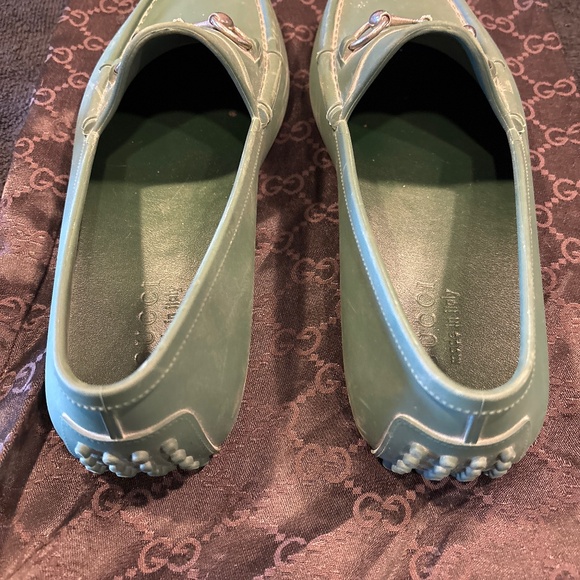 Men’s Gucci Loafers - Picture 1 of 3